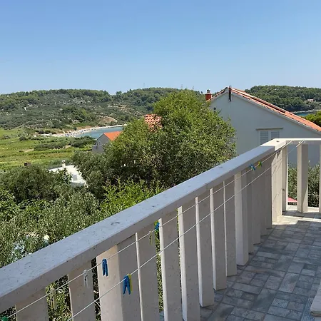 Bella Vista * Lumbarda