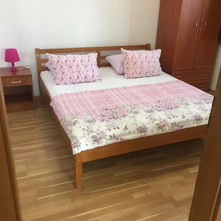 Bella Vista Apartment