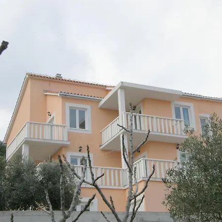 Bella Vista