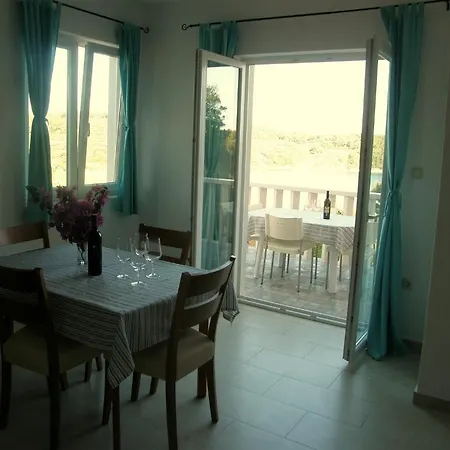 Bella Vista Lumbarda